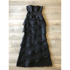 NIKI By Niki Livas Black Ruffle Evening Gown